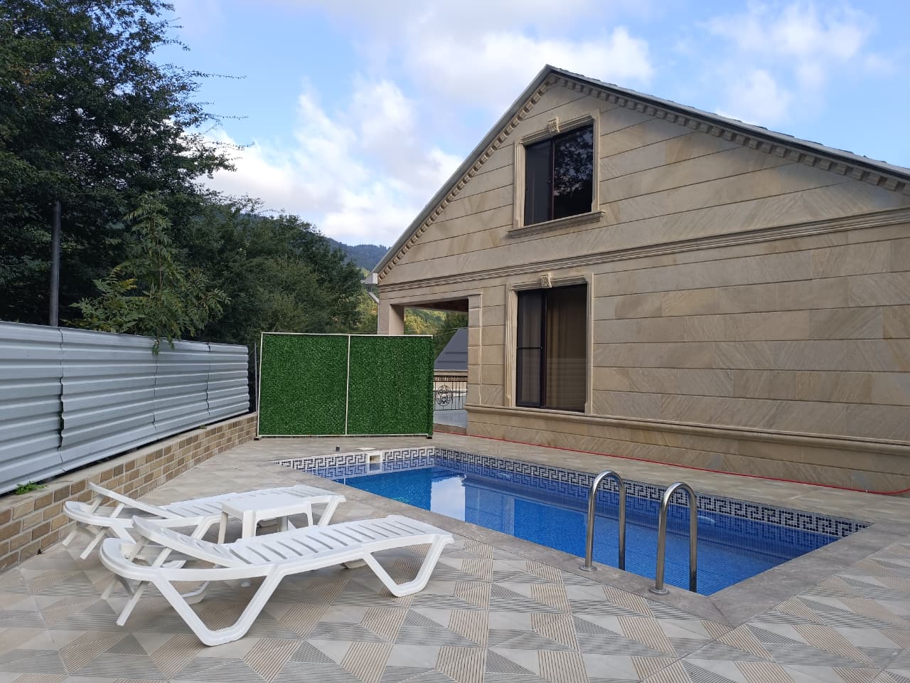 Modern 2 (Lerik Turizm)